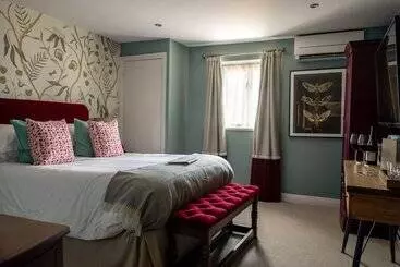 ホテル The Lamb Inn