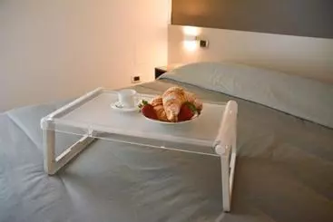 تختخواب و صبحانه Dimorapulia