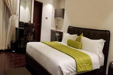 Пансион Room In Lodge   World Lilies Hotel Events Place