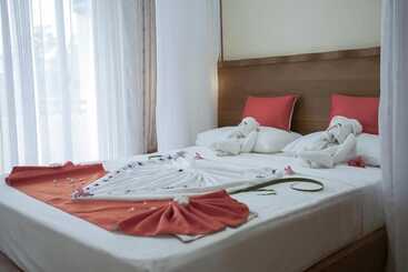 هتل Comster Mtwapa