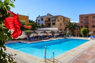 דירות לתיירים Apartamentos Embajador