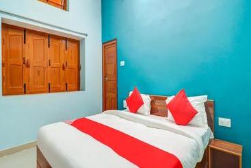 Hotel Oyo 78830  Triveni