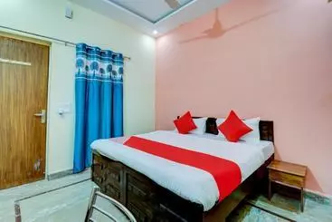 Hotel Oyo 79059  Suvasana