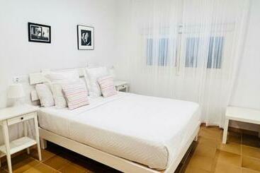 ツーリストアパートメント Casa Nena Es Calo