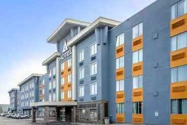 Acclaim Hotel By Clique