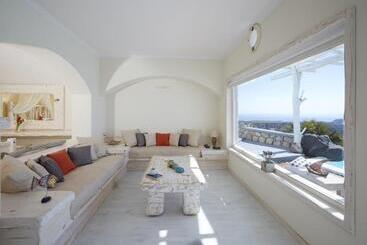 Hotel Athermi Suites  Adults Only