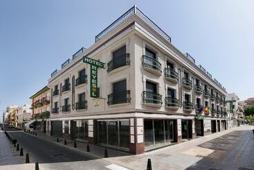 בית מלון כפרי Reyesol