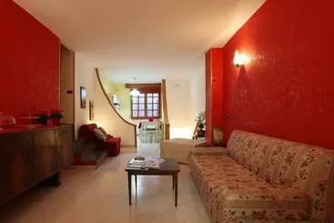 تختخواب و صبحانه Il Casaletto