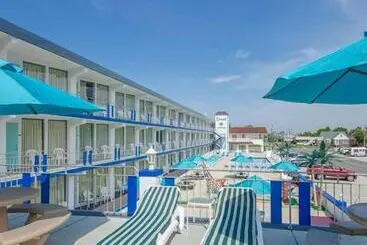 Motelli Compass Family Resort