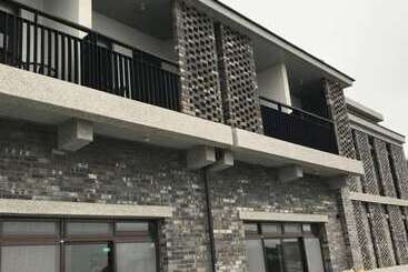 هتل Mountain Sea Villa