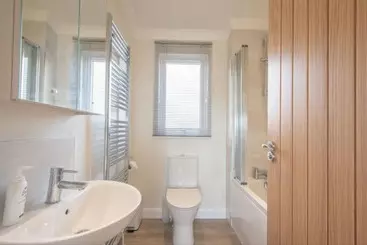 Mökkimajoitus Luxury Family Beechwood Lodge With Hot Tub