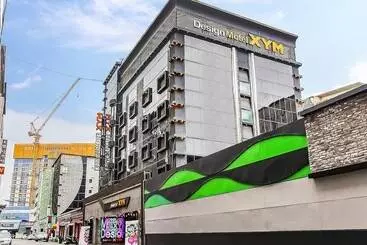 モーテル Wolgot Design Hotel Xym