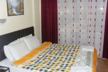 هتل Arikanda River Garden