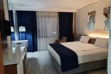 Hotel Nadir Business