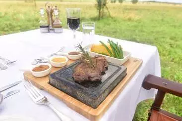 Hotelli One Nature Nyaruswiga Serengeti