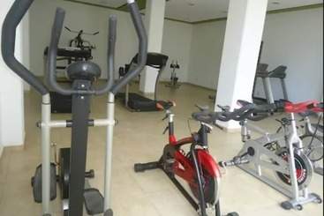 فندق Caracol Plaza