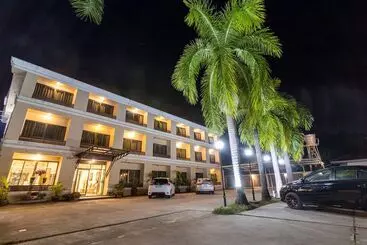 호텔 The Palm Garden