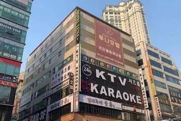 Hotel Luna