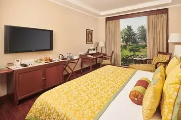 Hotel The Lalit Temple View