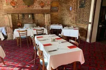 Hotel Ye Olde White Harte