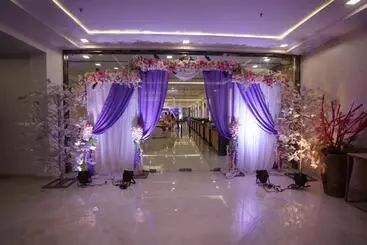 Hotel Idhayan Palace
