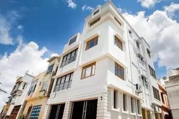 Pensão Home Khan Basera Near Iter College