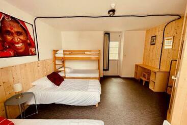 Отель Les Baigneurs