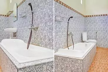 ホテル Oyo 90423  Aman