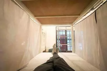 Herberge Lost & Found Colombo