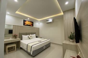 Отель Nb Hoang Gia 1