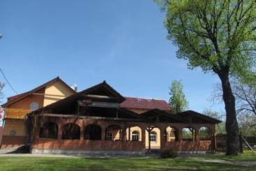 ペンション Penzion Apartmány Adamčík