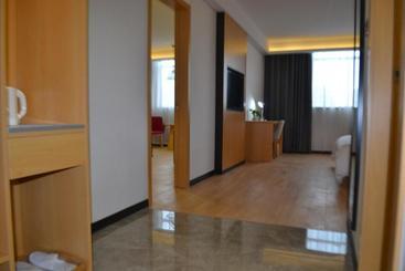 Hotel Elan  Yangzhou Baoying Bus Station Selected