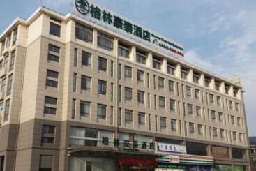 בית מלון כפרי Greentree Inn Shandong Heze Caoxian Zhuangzhai Town Oriental Times City Business