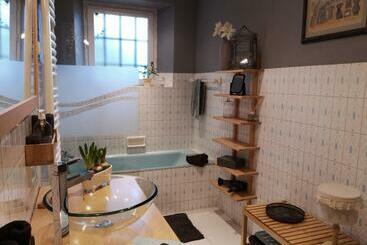 مبيت وإفطار Manoir De L Alleu