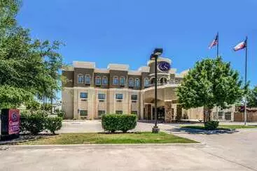 Отель Comfort Suites Near Texas State University
