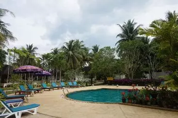 فندق Anandah Beach Resort