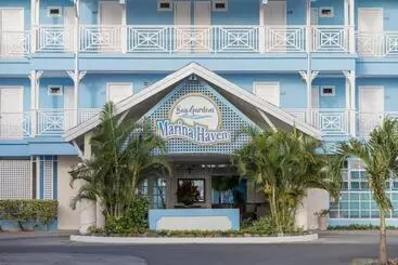 هتل Bay Gardens Marina Haven