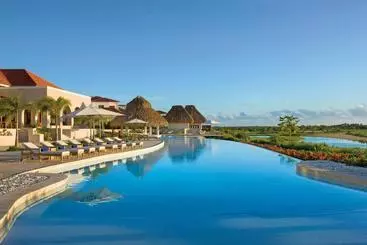 ホテル Xeliter Golden Bear Lodge, Cap Cana