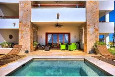 هتل Xeliter Golden Bear Lodge, Cap Cana