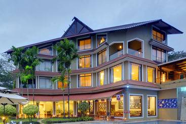 فندق The Crown Goa