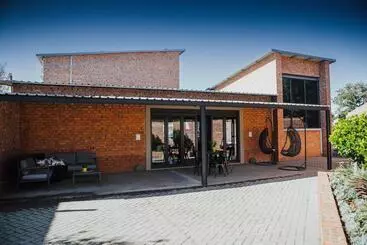 Majatalo The Jackal Guesthouse