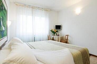 호텔 Antico Albergo Madonna