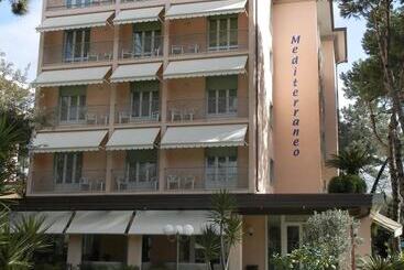 Отель Mediterraneo