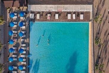 Отель Amareclub Baia Dei Turchi Resort   Adults Only