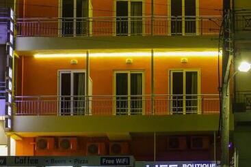 בית מלון כפרי Life