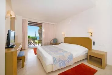 Отель Iberostar Waves Creta Panorama & Mare