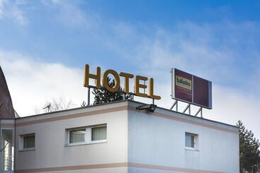 בית מלון כפרי Initial By Balladins Bethune