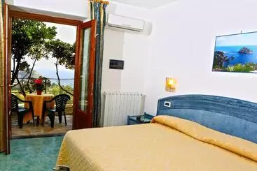 فندق Punta Chiarito Resort