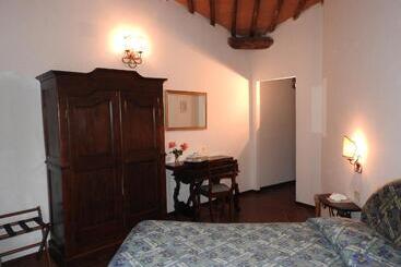 فندق Relais Borgo Di Toiano