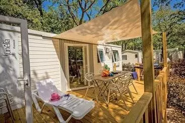 ホテル Lagrange Vacances Camping Le Bois Fleuri